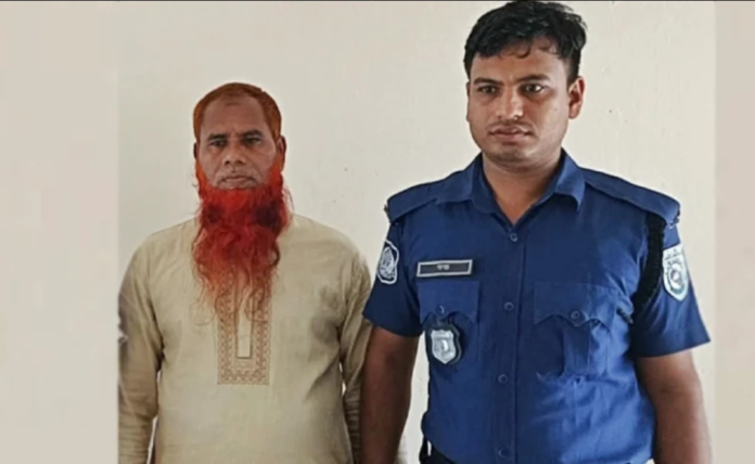 পরীক্ষায় প্রশ্ন বুঝিয়ে দেওয়ার নামে ছাত্রীকে যৌন নিপীড়ন, দিনাজপুরে শিক্ষক গ্রেপ্তার