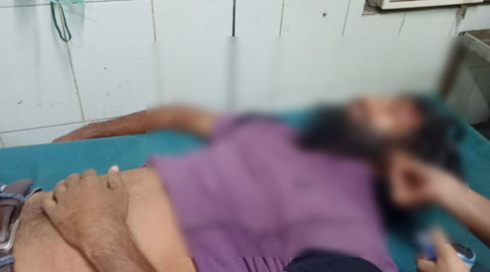 রাজশাহীতে সন্ত্রাসী হামলায় গুরুতর আহত সাংবাদিক সম্রাট, হাসপাতালে চিকিৎসাধীন