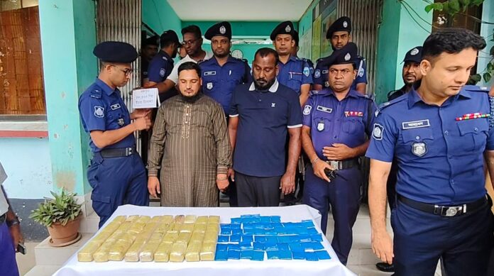 জিপে লুকিয়ে ৮০ হাজার ইয়াবা পাচার