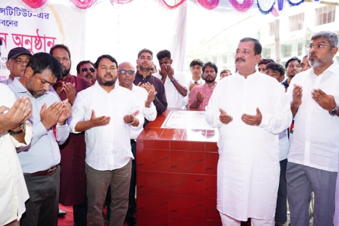 রাজশাহী সরকারি পলিটেকনিক ইনস্টিটিউটের একাডেমিক ভবনের ভিত্তিপ্রস্তর স্থাপন, বৃক্ষরোপণ কর্মসূচি ও এলামনাই এ্যাসোসিয়েশনের কার্যালয়ের উদ্বোধন