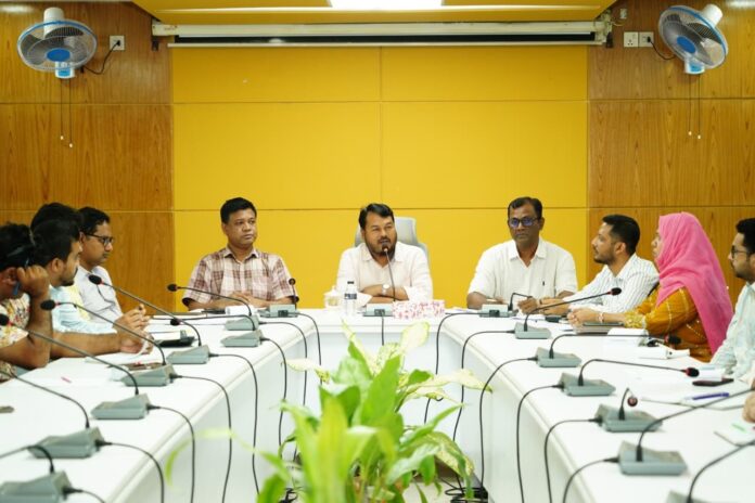 রাসিকের প্রকৌশল বিভাগের অগ্রগতি ও পর্যালোচনা সভা অনুষ্ঠিত, যথাযথভাবে নিজ নিজ দায়িত্ব পালনের নির্দেশ রাসিক প্রশাসকের