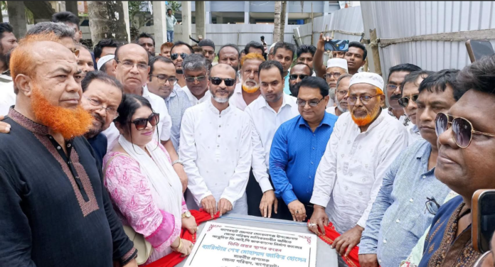 মোরেলগঞ্জে জেলা পরিষদের অর্থায়নে ৪ কোটি ৫৫ লাখ টাকায় আধুনিক চারতলা ডাকবাংলো ভবনের ভিত্তিপ্রস্তর স্থাপন জেলা পরিষদ চেয়ারম্যান