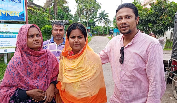 পায়ে শিকল বাঁধা সেই নারী ফিরলেন স্বজনদের কাছে