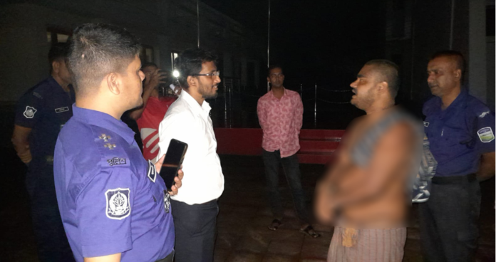 মাদকাসক্ত ছেলের চরম অবাধ্যতা, শেষমেশ পুলিশ ডেকে জেলেই পাঠালেন মা!