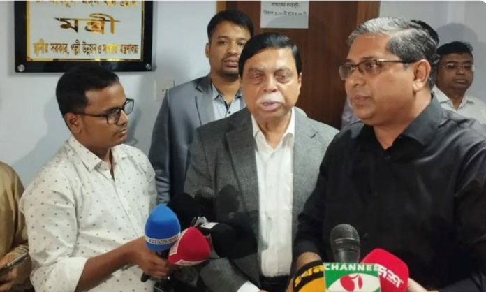 মালয়েশিয়ায় ২ লাখ কর্মী পাঠানোর দুয়ার উন্মোচন: ঢাকার মূল সড়কে বন্ধ হচ্ছে ব্যাটারিচালিত রিকশা