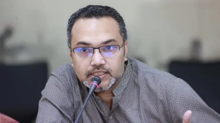 ২০২৮ শিক্ষাবর্ষের কারিকুলামে ব্যাপক সংস্কার আনছে সরকার: মাহদী আমিন