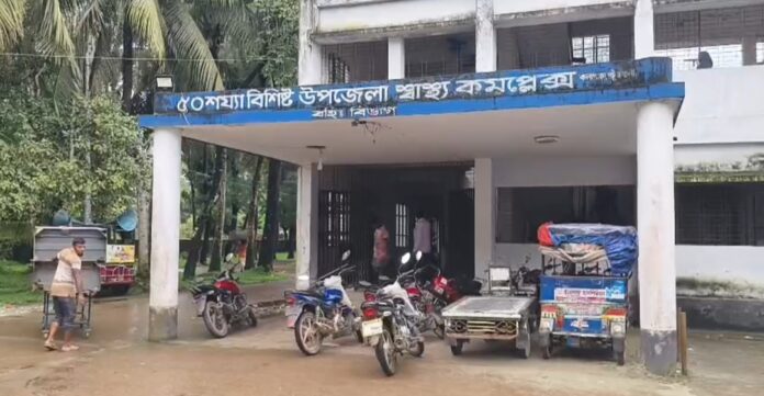 গভীর সমুদ্রে ট্রলারে কাতি: ১২ জেলে আহত, লাখ টাকার মাছসহ মালামাল লুট