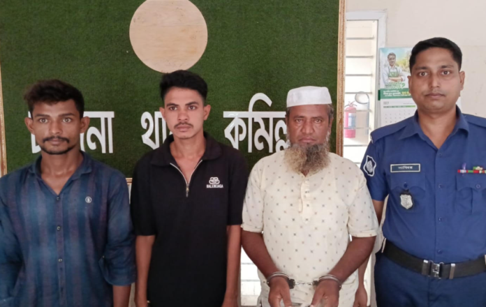 বিশেষ অভিযানে চান্দিনা থানা পুলিশের হাতে গ্রেফতার ৩