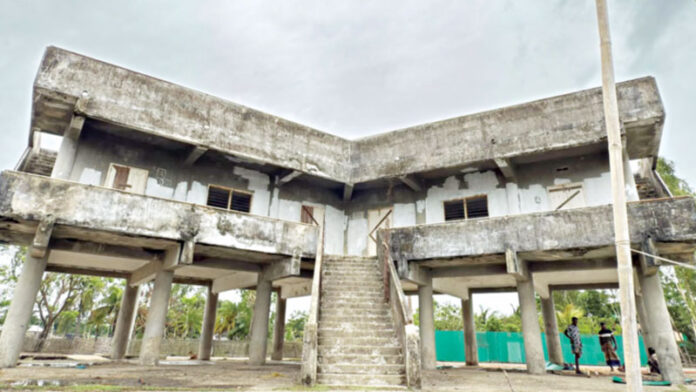 ২২০ আশ্রয়কেন্দ্রের কোনোটিই শতভাগ উপযোগী নয়