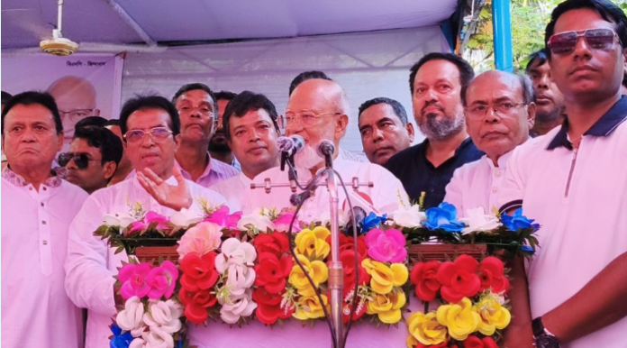 ‘রাজনীতি ও দেশ পরিচালনায় তারেক রহমানের বিকল্প নেই’: ড. খন্দকার মোশাররফ