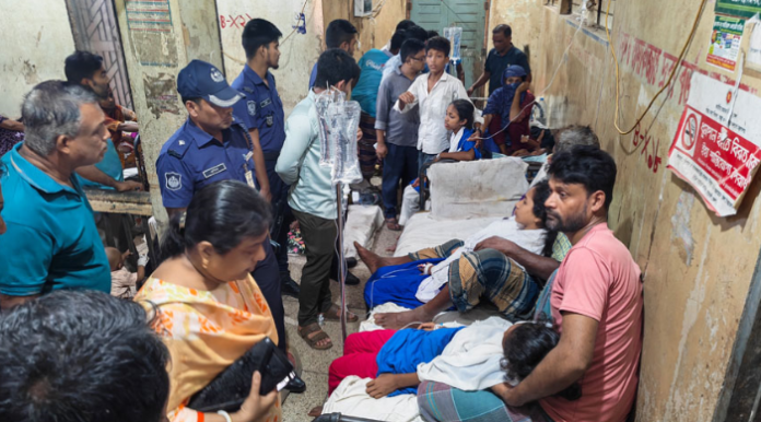 হাতিয়ায় ফের শ্রেণি কক্ষে অসুস্থ ২১ শিক্ষার্থী