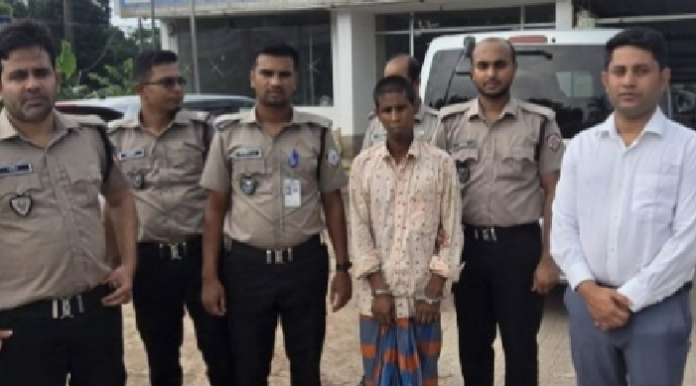 সিংগাইরে চামড়া ও টায়ার পোড়ানো ও কাগজপত্রবিহীন ২টি কারখানা বন্ধ করল প্রশাসন