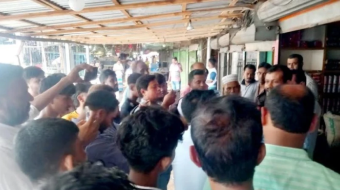 শ্রীপুরে দুই শিশুর সামনে নারীকে ধর্ষণ: বিচার না পেয়ে সন্তানসহ মায়ের আত্মহত্যার চেষ্টা