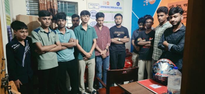 নোয়াখালীতে কিশোর গ্যাংবিরোধী অভিযানে আটক-৬৭