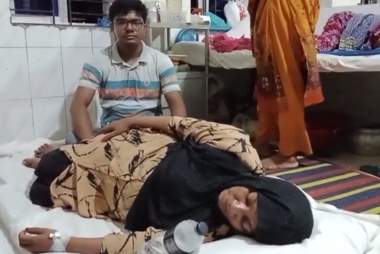 পৈত্রিক সম্পত্তির ভাগ চাওয়ায় নারীকে পিটিয়ে আহত