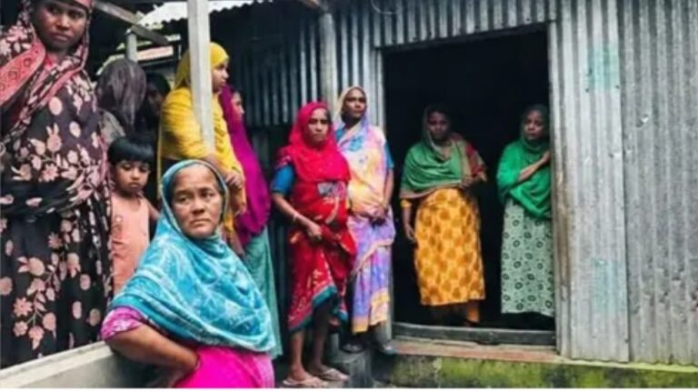 কটিয়াদীতে বিদ্যুৎস্পৃষ্ট  হয়ে এক কিশোরীর মৃত্যু ও আহত- ২