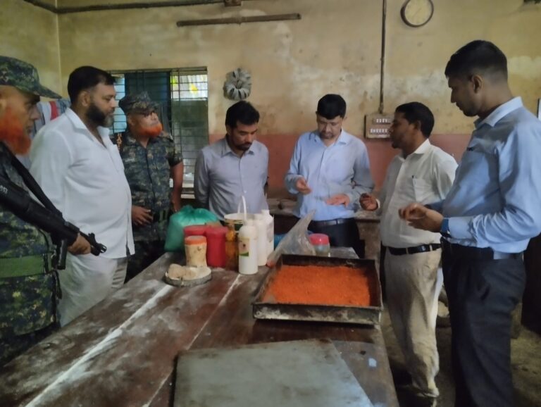 রংপুরে ভোক্তা অধিকারের অভিযান : দুই প্রতিষ্ঠানকে ৭৫ হাজার টাকা জরিমানা