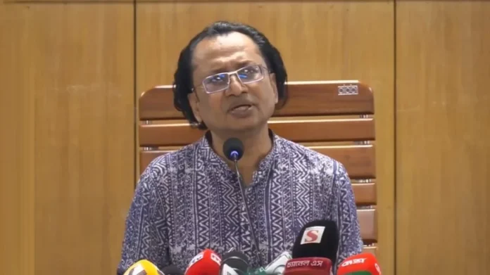 বক্তব্য রাখছেন প্রধানমন্ত্রীর তথ্য ও সম্প্রচার বিষয়ক উপদেষ্টা জাহেদ উর রহমান। ছবি: সংগৃহীত