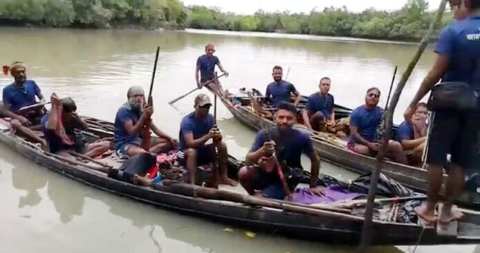দস্যুমুক্ত ঘোষণার পরও সুন্দরবনে অপহরণ বাণিজ্য সক্রিয়2