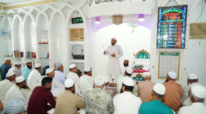 ডেঙ্গু ঠেকাতে নগরবাসীর সহযোগিতা চান রাসিক প্রশাসক