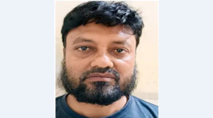 চান্দিনায় আইসক্রিমের লোভে শিশুকে ধর্ষণের চেষ্টা, ৯৯৯-এ কলে কামরুজ্জামান গ্রেফতার