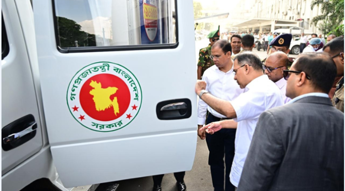 দেশের ৬৪ জেলাতেই যাচ্ছে ভ্রাম্যমাণ ল্যাব: নিরাপদ খাদ্য পরীক্ষার মোবাইল ল্যাবরেটরি ভ্যান পরিদর্শন করলেন প্রধানমন্ত্রী তারেক রহমান
