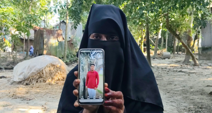 প্রেমিকের বাড়িতে প্রেমিকার অবস্থান: গর্ভপাত ও বিয়ের দাবিতে তোলপাড়, আপসের পর টাকা ছিনিয়ে নেওয়ার অভিযোগ ছাত্রদল নেতার বিরুদ্ধে