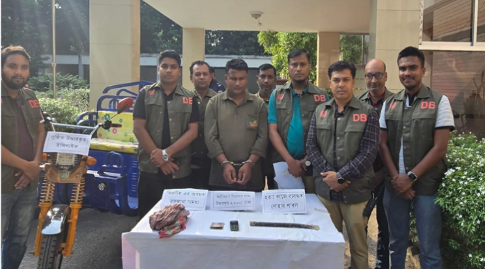 জয়পুরহাটে যাত্রী সেজে অটোভ্যান চালককে হত্যা: মূল আসামিসহ গ্রেপ্তার ৪