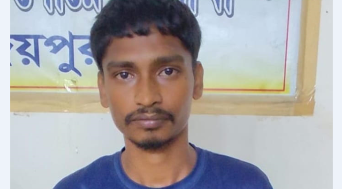 জয়পুরহাটের কালাইয়ে থানায় ঢুকে তিন পুলিশ সদস্যকে পেটানোর অভিযোগে জেল হাজতে যুবক